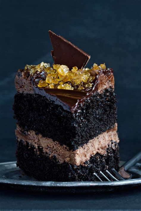 Rich, moist and deliciously moreish, everyone will want a slice of these easy chocolate cakes. 15 Top Chocolate Cake Recipes That are Too Good for This World