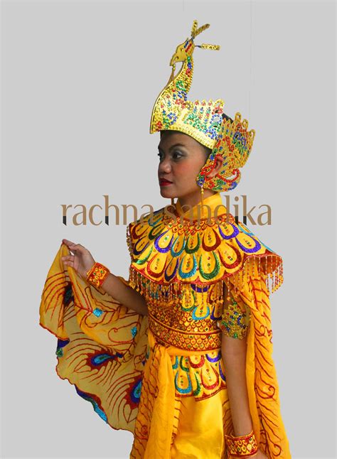 Baju Tari Merak - Rachna Sandika