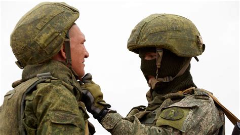Dekret für besetzte Gebiete Putins Kriegsrecht zielt auch auf Russen