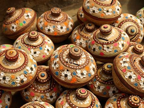 Painted Pottery Moroccan ~ Art Pottery Pakistan Art Pakistan Culture