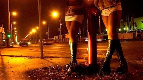 Penalizar Al Cliente De La Prostitución Una Falsa Buena Solución Periódico El Sol Colombia