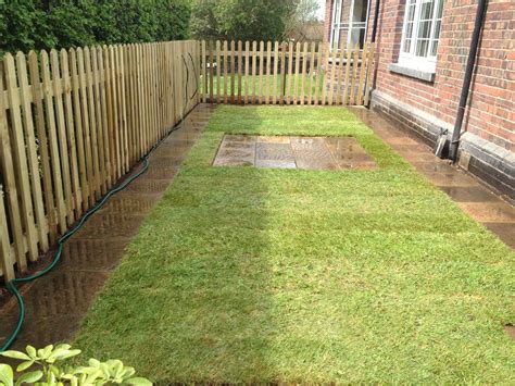 After a long winter, it's lovely to be able to get out. Garden ideas fence borders | Hawk Haven