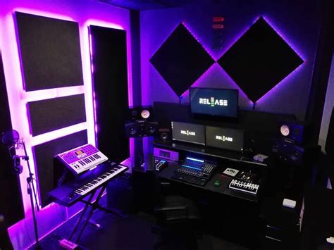 Home Studio | Home studio setup, Music studio room, Music studio decor