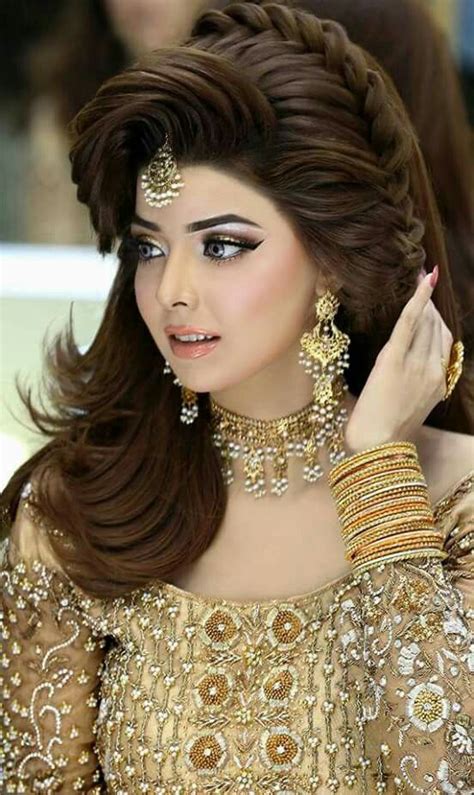 Pakistani Bridal In 2019 Pakistani Bridal Hairstyles Pakistani