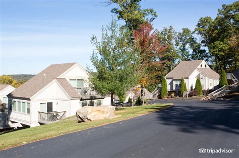 Follow to cottages 900 e. CHRISTMAS MOUNTAIN VILLAGE - Updated 2019 Prices & Resort ...
