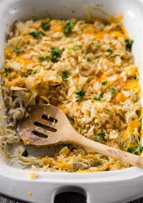 Instructions add the chicken, bacon, mushrooms, onion, garlic, potatoes, carrot, thyme, tomato paste, and chicken stock to the slow cooker. Slow Cooker Chicken Noodle Casserole - Slow Cooker Gourmet