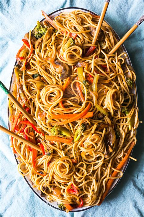 It's a recipe made for two, but you're going to want to make a double batch once you take a bite! 15 Minute Vegetable Lo Mein - Kitschen Cat