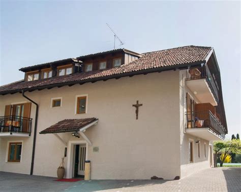 Residence haus karin trentino alto adige bolzano italy. Die Garni Gartenheim in Kaltern an der Südtiroler Weinstraße