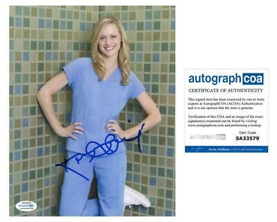 Kerry Bishe Scrubs Autograph Signed Lucy Bennett X Photo Acoa