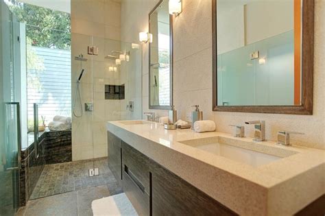 This tutorial shares tips that'll make your project easier and faster. Master Bathroom Choices: One Sink or Two?
