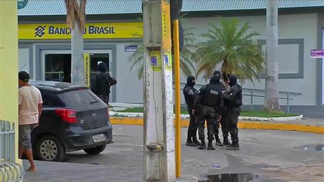 Tentativa De Assalto A Bancos Com Reféns Deixa 14 Mortos Após Tiroteio Com A Polícia No Ceará