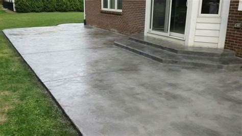 The acid stain seeps into the pores of the concrete constraining a apply one overwhelming coat of your base color and quickly apply accent coats while the stain is still damp to give a more natural appearance on the slab. Pin on Patio