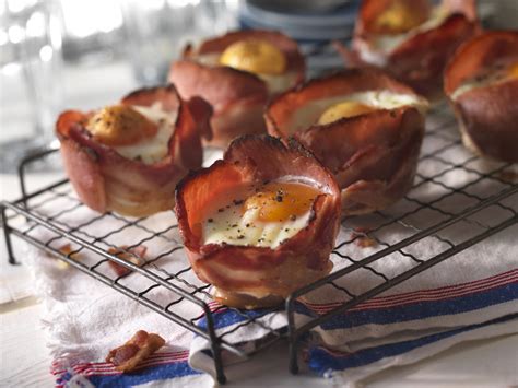 How To Make Bacon And Egg Cups