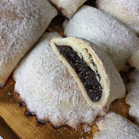 This article explains their main similarities and differences. Cassatelle di Agira recipes, typical sicily almond cookies