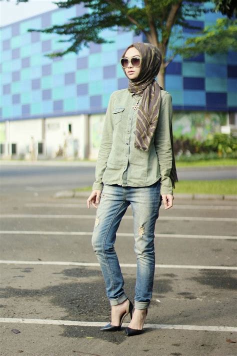 30 Stylish Ways To Wear Hijab With Jeans For Chic Look