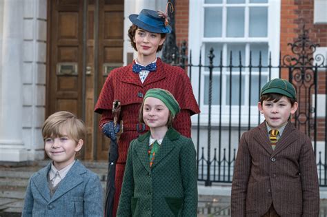 Mary Poppins Returns Review Emily Blunt In Disney S Revival Time