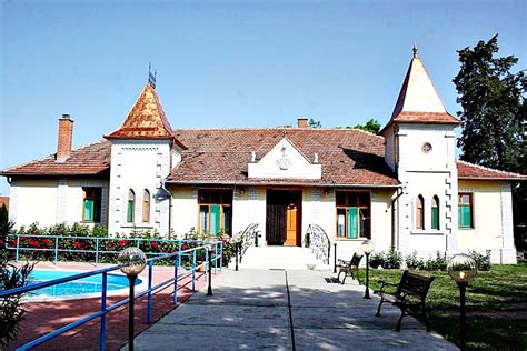 Bezpłatna rezerwacja, bez ukrytych opłat, bezpośrednio od właścicieli z gwarancją najniższej ceny. Babó-kastély - Mezőkovácsháza