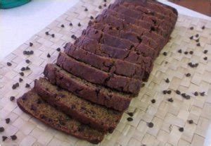 Using crisco or lard, liberally grease and lightly dust with flour; Great Harvest Pumpkin Chocolate Chip Bread Copycat ...