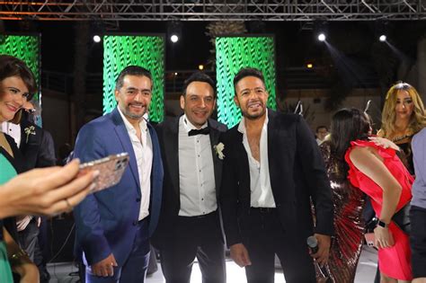 اغاني مصطفى قمر استماع و تحميل البومات مشاهدة كليبات تحميل البوم مصطفى قمر الجديد مجانا و بدون تسجيل. مدحت صالح يرقص على أغنية "عيش بشوقك" لـ تامر حسنى فى حفل زفاف نجل مصطفى قمر (فيديو) - اليوم السابع