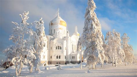 Incredible Photos Of Snowy Belogorsky Monastery In Perm Russia Beyond