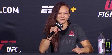 UFC On ESPN Michelle Waterson Takes A Narrow Split Decision Over
