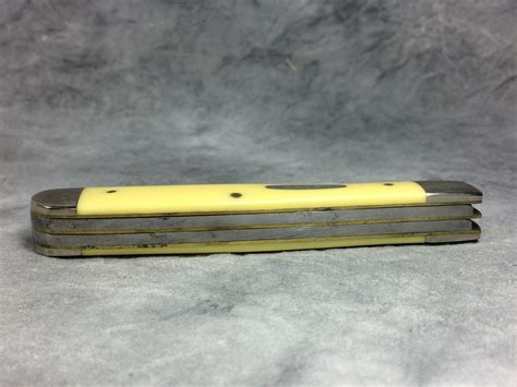 What Is A Case Xx Usa Chrome Vanadium Yellow Trapper Pocket