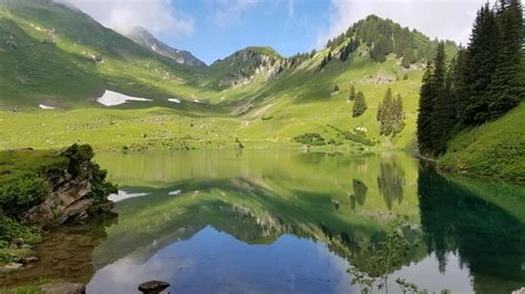 Lac Lioson Vd With Reflection Taken Yesterday 4032×2268 Oc Schweiz