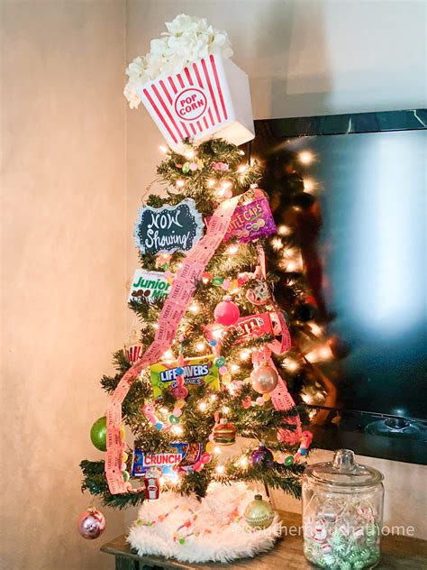 The Best Christmas Tree Theme For 2021 Movie Theater Decorations
