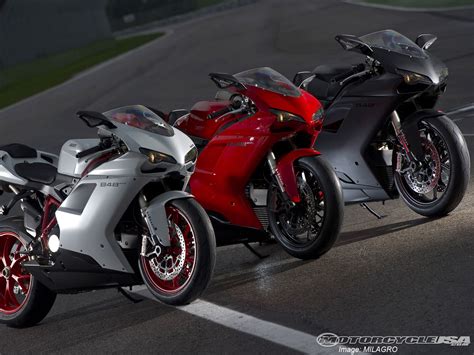 Mercedes siddiqui photography 2013 model: 2011 Ducati 848 EVO Superbike First Ride Photos ...