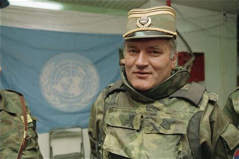 27 eylül 1965 tarihinde mezun olan ratko mladic, yugoslavya ordusunda göreve başladı. Ratko Mladic, Europe's most wanted war crimes fugitive, arrested in Serbia - Toledo Blade