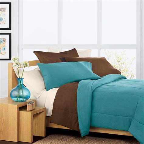{categoryseotranslationtypes:category|section,category,thumbnail see all of the fabulous home decor kirklands.com has for you to choose from! Teal and Brown Bedding Product Selections - HomesFeed
