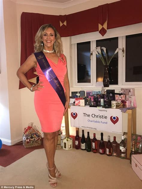 Glam Gran Competes In Pageants Alongside Miss Scotland Daughter Daily Mail Online