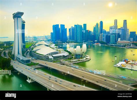 Skyline Singapore Downtown Marina Bay Stock Photo Alamy