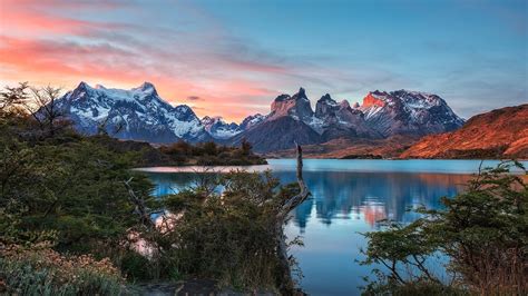 1920x1080 Torres Del Paine Mountains Lake In Chile 1080p Laptop Full Hd