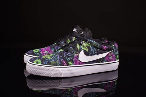 An example, based on these traits, would be to think about how words are received differently. Nike Toki Low "Floral" - SneakerNews.com
