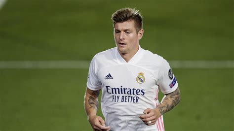 Don't let anyone steal your burned chicken #toni : Toni Kroos: Real Madrid, Germany star slams new ...
