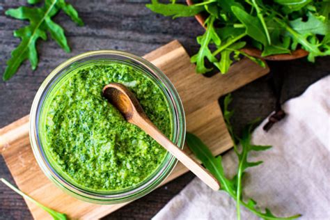 Rucola- Pesto mit Cashewkernen