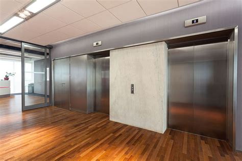Tegular ceiling tiles can be slightly more complicated to work with depending on the project. Arena Mineral Fiber Ceiling Tile 2x2 Tegular