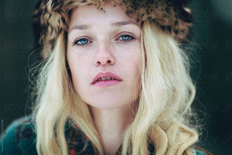 Portrait Of A Beautiful Woman With Freckles And Blue Eyes Del Colaborador De Stocksy Jovana