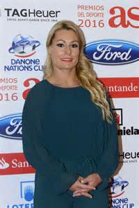 Lidia Valentin As Sports Person Of The Year Awards 2016 03 Gotceleb