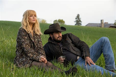 Yellowstone Star Kelly Reilly Reveals Exactly Why Beth Hasnt Told