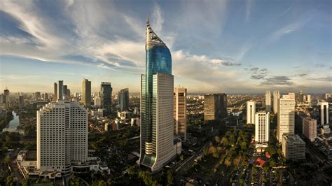 free-download-jakarta-indonesia-skyline-wallpaper-hd-wallpapers13com