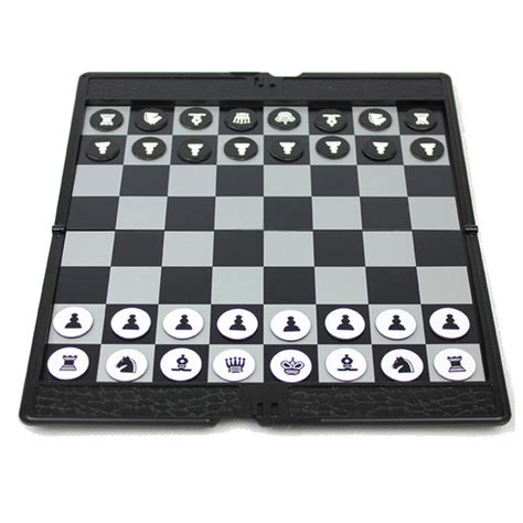 Folding Magnetic Chess Set Portable Wallet Pocket Chess Board Puzzle