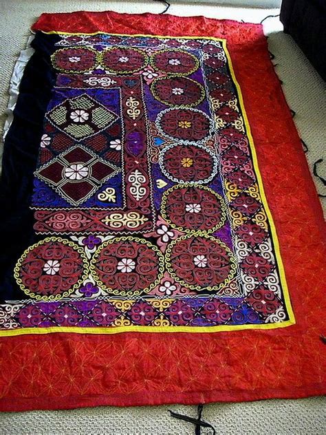 Tushiiz Fabric Piece Placed Above Sleeping Area Like A Headboard In
