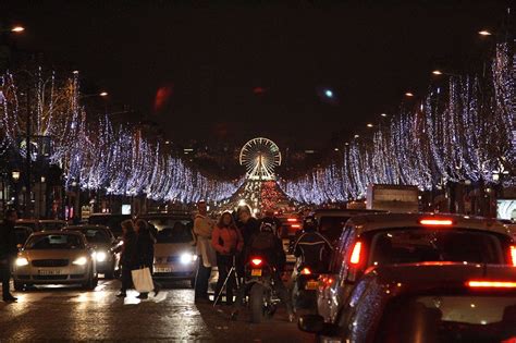 Paris By Night Kerstmis In Parijs Bruno Van Den Bussche Flickr