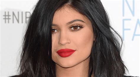 New Teen Trend ‘kylie Jenner Challenge Leads To Disastrous Lips Fox 5 San Diego