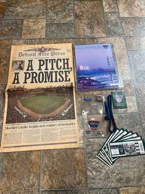 Vtg April 11 2000 Lot Of 12 Items Opening Day Detroit Tigers Comerica