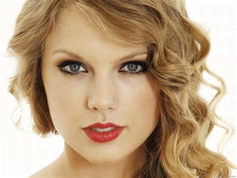 Taylor Swift Unveils Ninth Studio Album Evermore Indiablooms