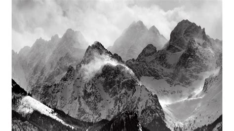 Black And White 4k Mountains Wallpaper Data Src Misty Mountain
