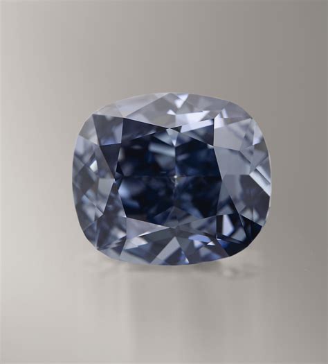 The Blue Moon Diamond Up For Auction At Sothebys Architectural Digest